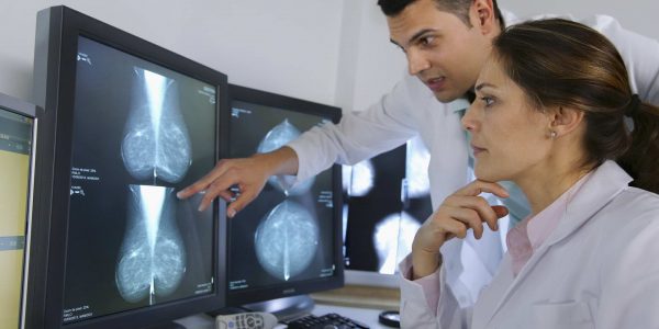 Peste 1.300 de mamografii – pentru 700 de paciente – s-au efectuat în prima parte a acestui an în Laboratorul de Radiologie și Imagistică Medicală.