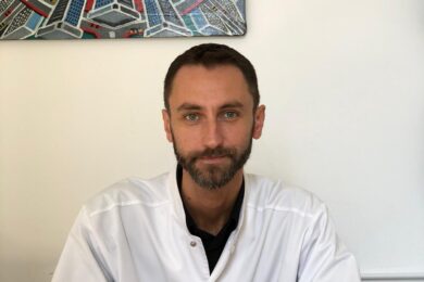 Dr. Zsolt POPOVICI