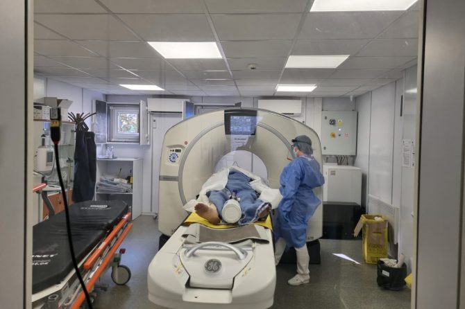 Colegii noștri din Laboratorul de Radiologie și Imagistică Medicală lucrează la foc continuu, bilanțul unei zile depășind cifra de 200 de investigații!