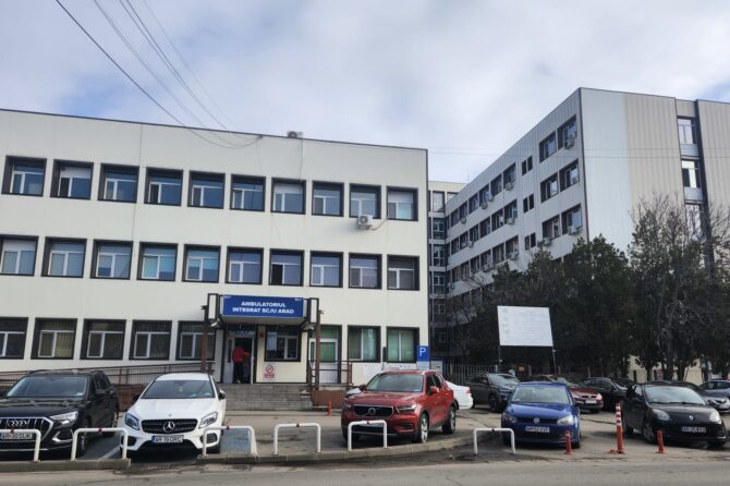 Program prelungit în cabinetele medicale: ortopedie, cardiologie, neurologie, ginecologie și analize medicale!